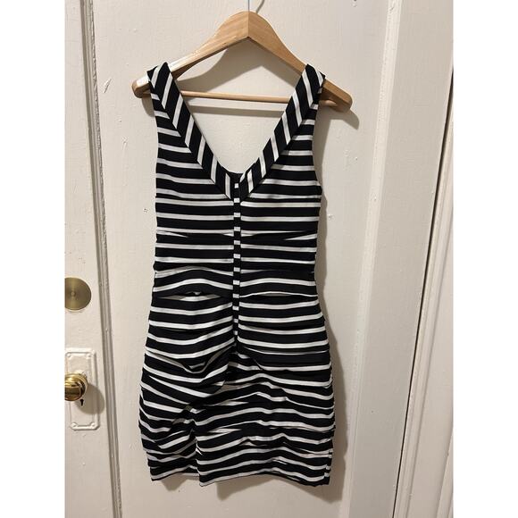 NWT Express Women's Sleeveless Striped Dress Black/White Bodycon Ruched | 4 - Picture 2 of 4